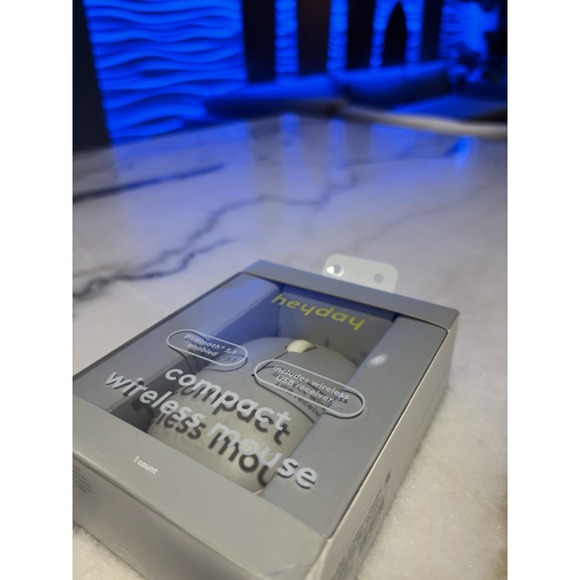 Brand New In Box Heyday Compact Wireless Mouse Wit USB Receiver Blackfriday Deal - Picture 8 of 9